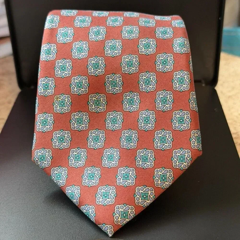 Christian Dior Silk Tie Red Blue Geometric Medallion Made USA Italy Classic 3.5
